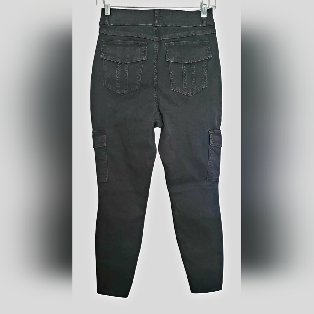 SPANX Washed Black High-Rise Stretch Twill Ankle Cargo Pants NWT - Picture 5 of 12